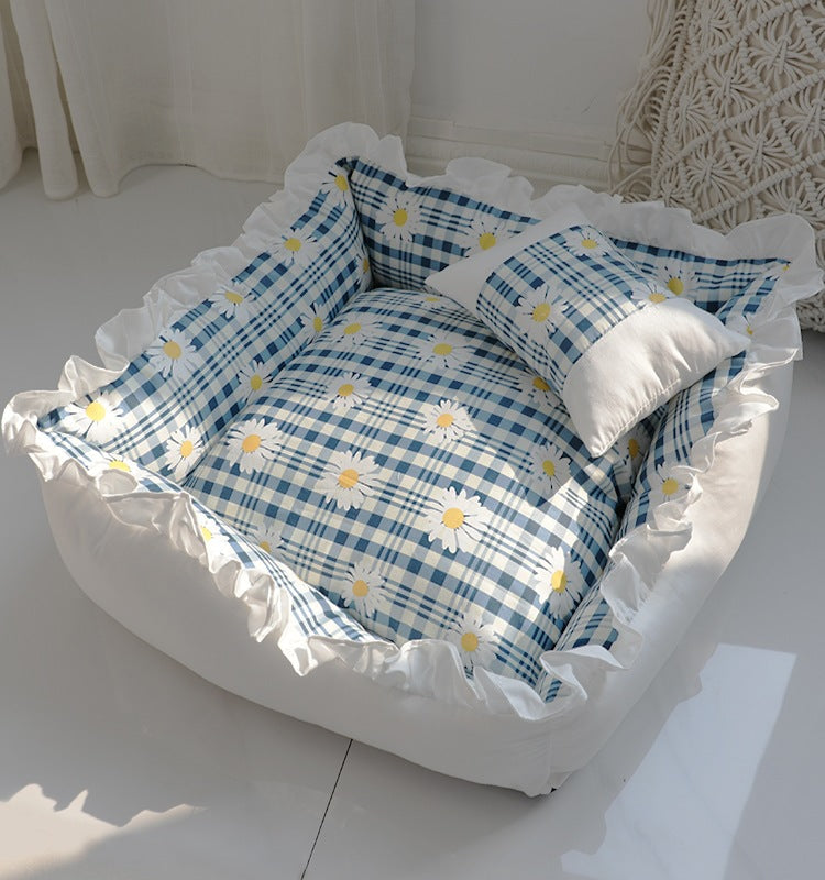 Princess Pet Sofa Bed — Ultra-Soft Plush, Memory Foam, Removable & Washable Cover