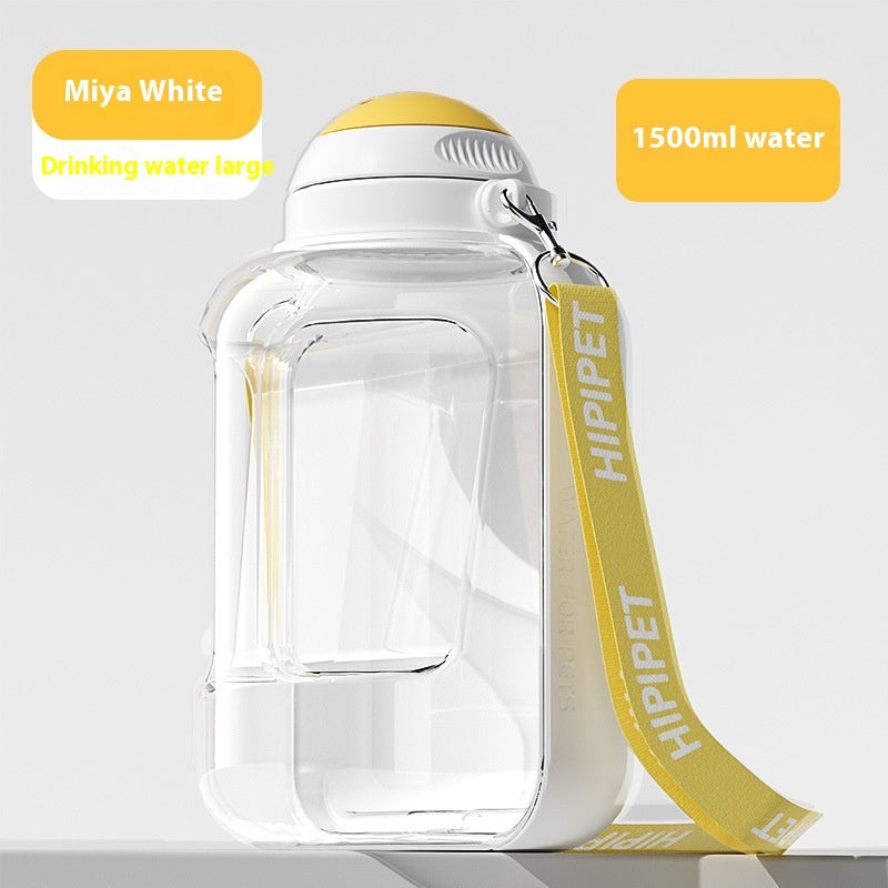 White 2-in-1 pet drinking bottle, 1500ml capacity, yellow lid and strap
