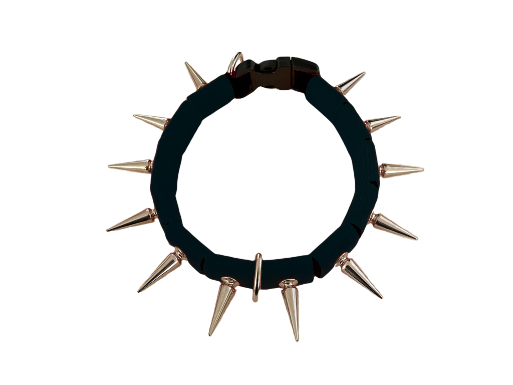 Spiked fabric coyote collar in dark green with silver studs and metal links