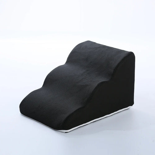 Black 2/3-step pet ramp with textured fabric and curved non-slip steps