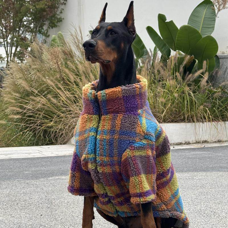 Dog fleece-lined coat with multicolor plaid pattern, zipped front and high collar.