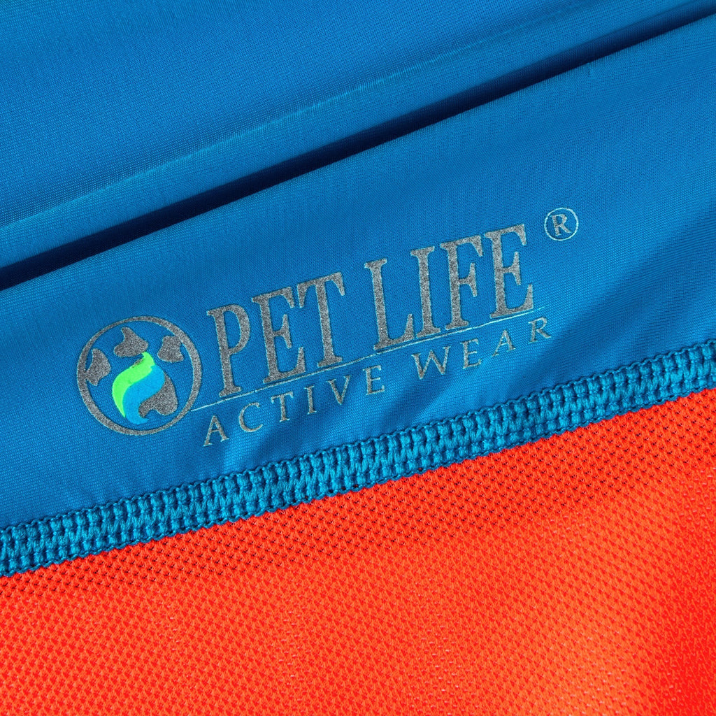 PET LIFE ACTIVE logo on blue fabric with stitched trim along the collar